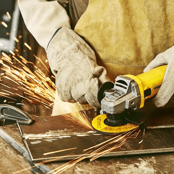 Kit Esmeril Angular 20v Inalámbrico 4-1/2 (115 Mm) Stanley 5