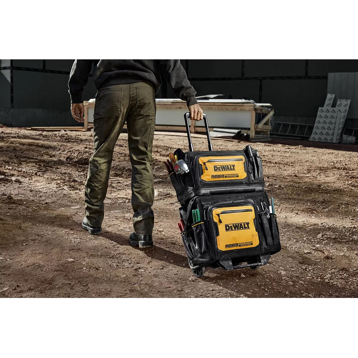 Maleta con Ruedas 18