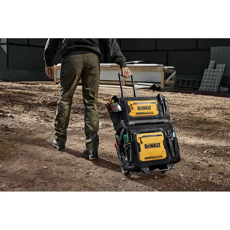 Maleta con Ruedas 18