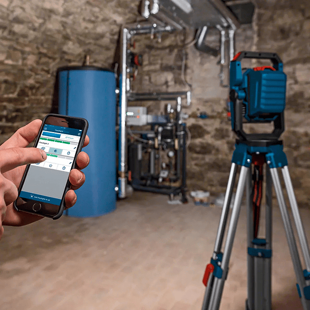 Linterna inalámbrica Bosch GLI 18V 1900 Lúmenes S/batería 8