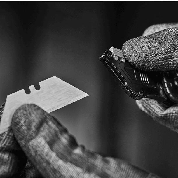 Cuchillo Cartonero Plegable de Hojas Fija  DeWalt DWHT10991 7