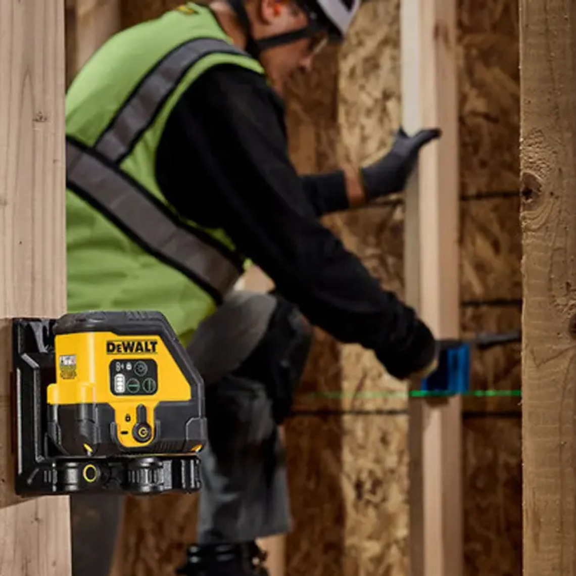 Kit Laser Linea Cruzada Rojo Recarga USB DeWalt DCLE14201RB 5