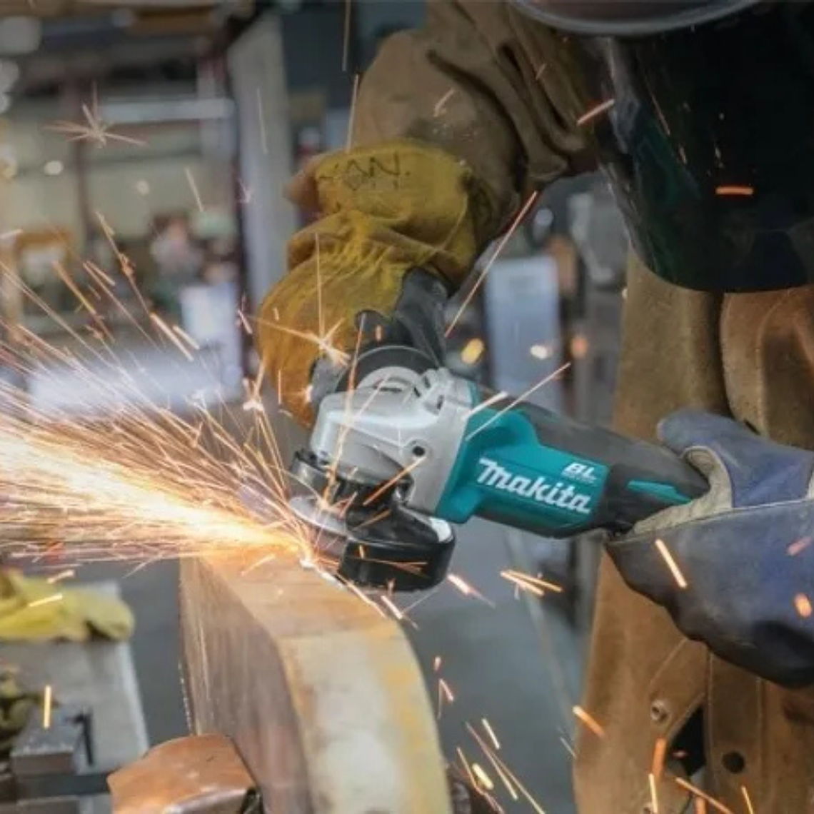 Esmeril Angular Inalámbrico Car/2Bat3Ah 18v Makita DGA454RFE 7