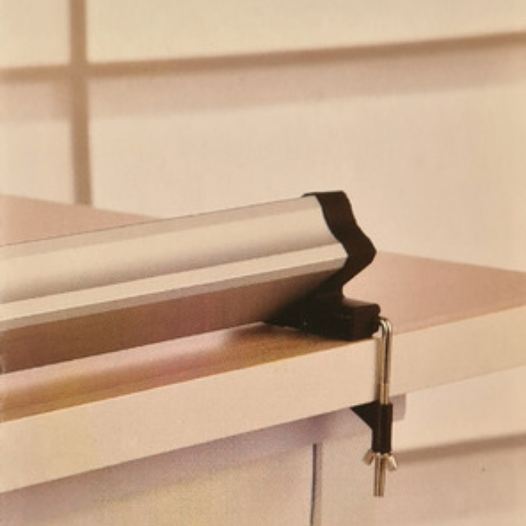 Alargador Zapatilla Para Escritorio 4 Tomas + 3 Puertos Usb 6