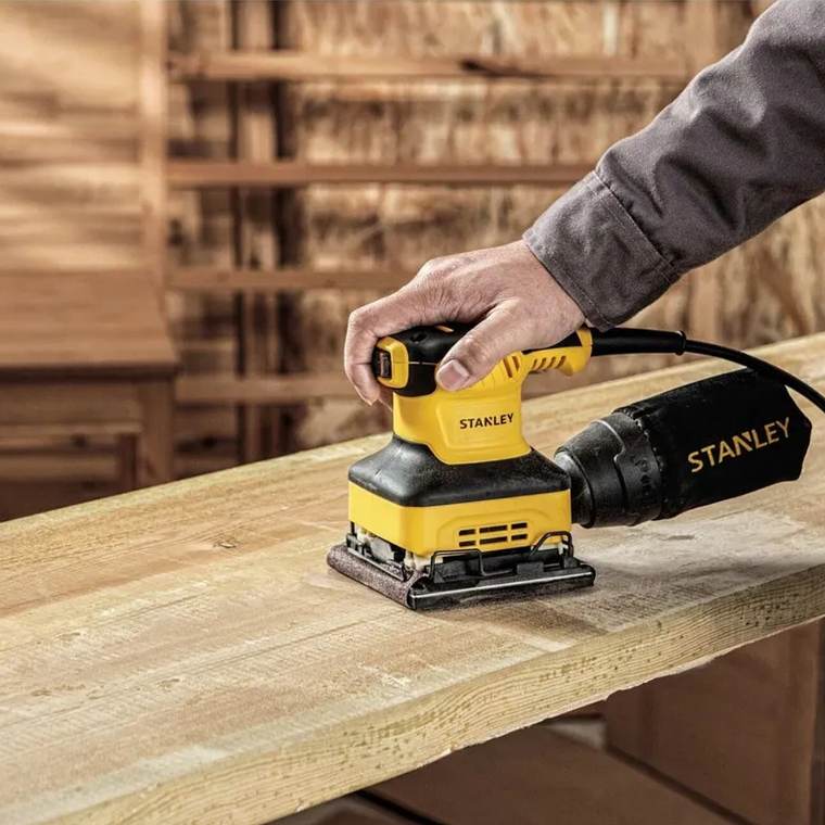 Lijadora Orbital 240w Stanley SS24-b2c 4