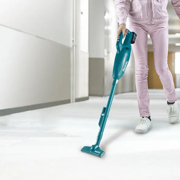 Aspiradora Inalámbrica 12v Makita CL108Z Sin baterias 4