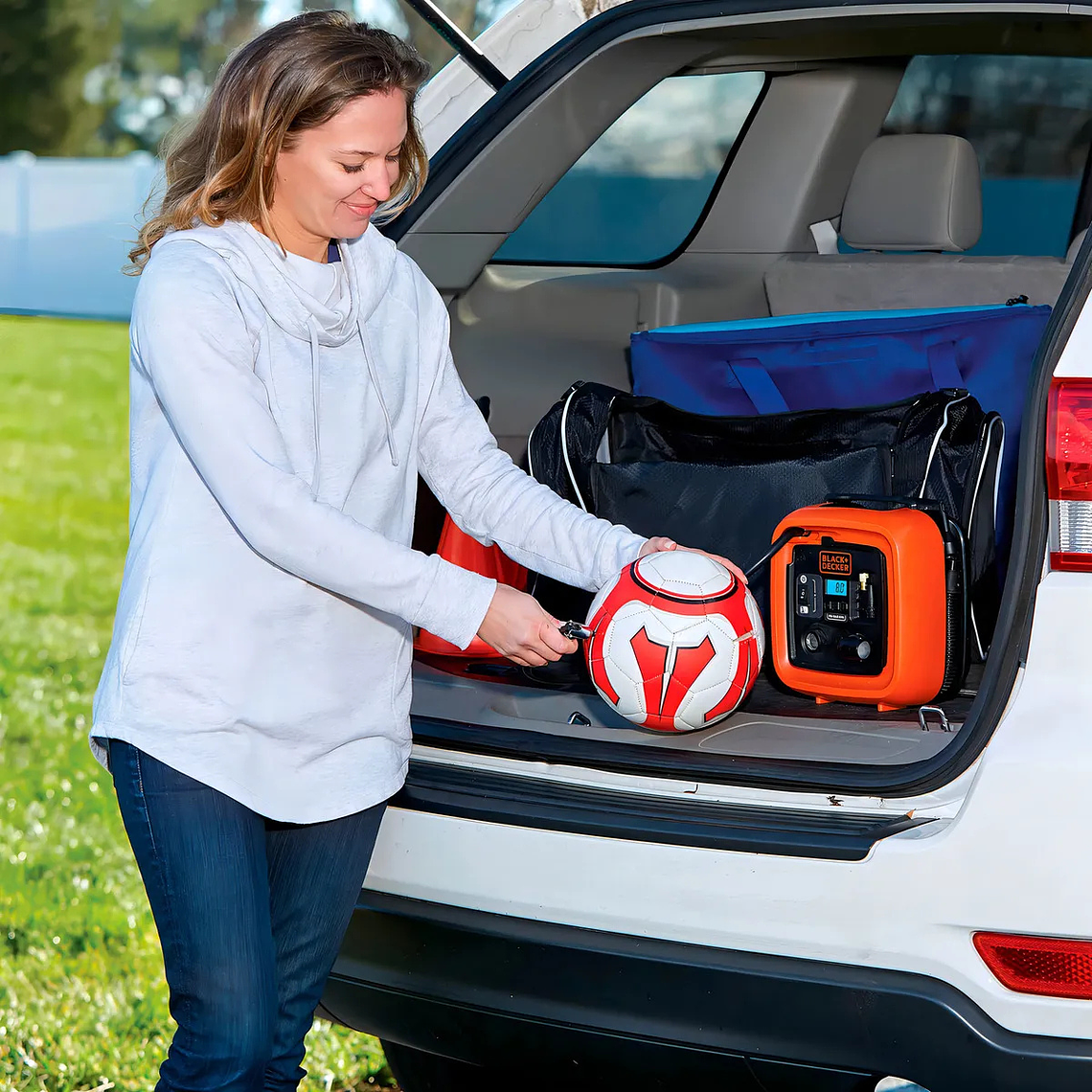 Inflador Multipropósito Black+Decker BDINF12-LA 8