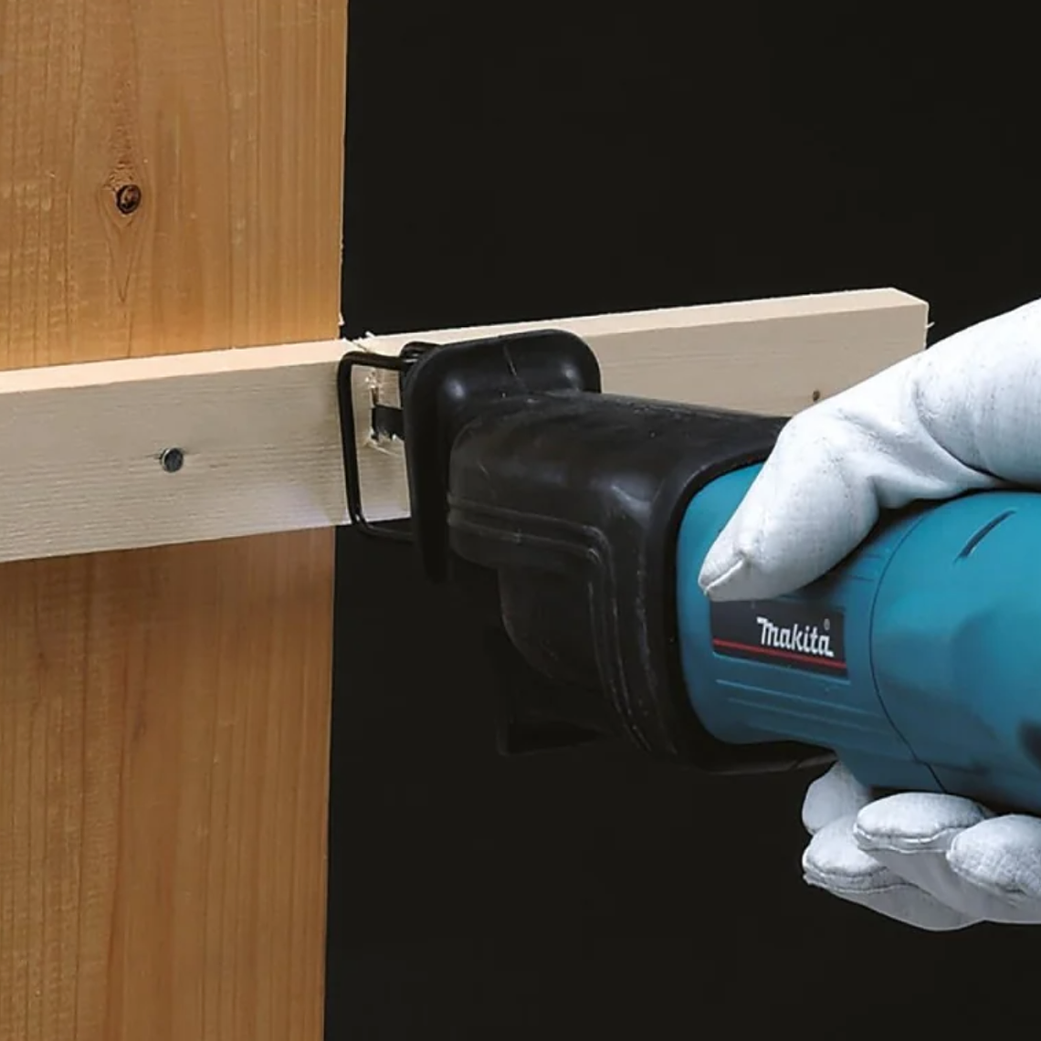 Sierra Sable Mini 340W ConRegulación 4800Cpm Makita Jr1000Ft 2