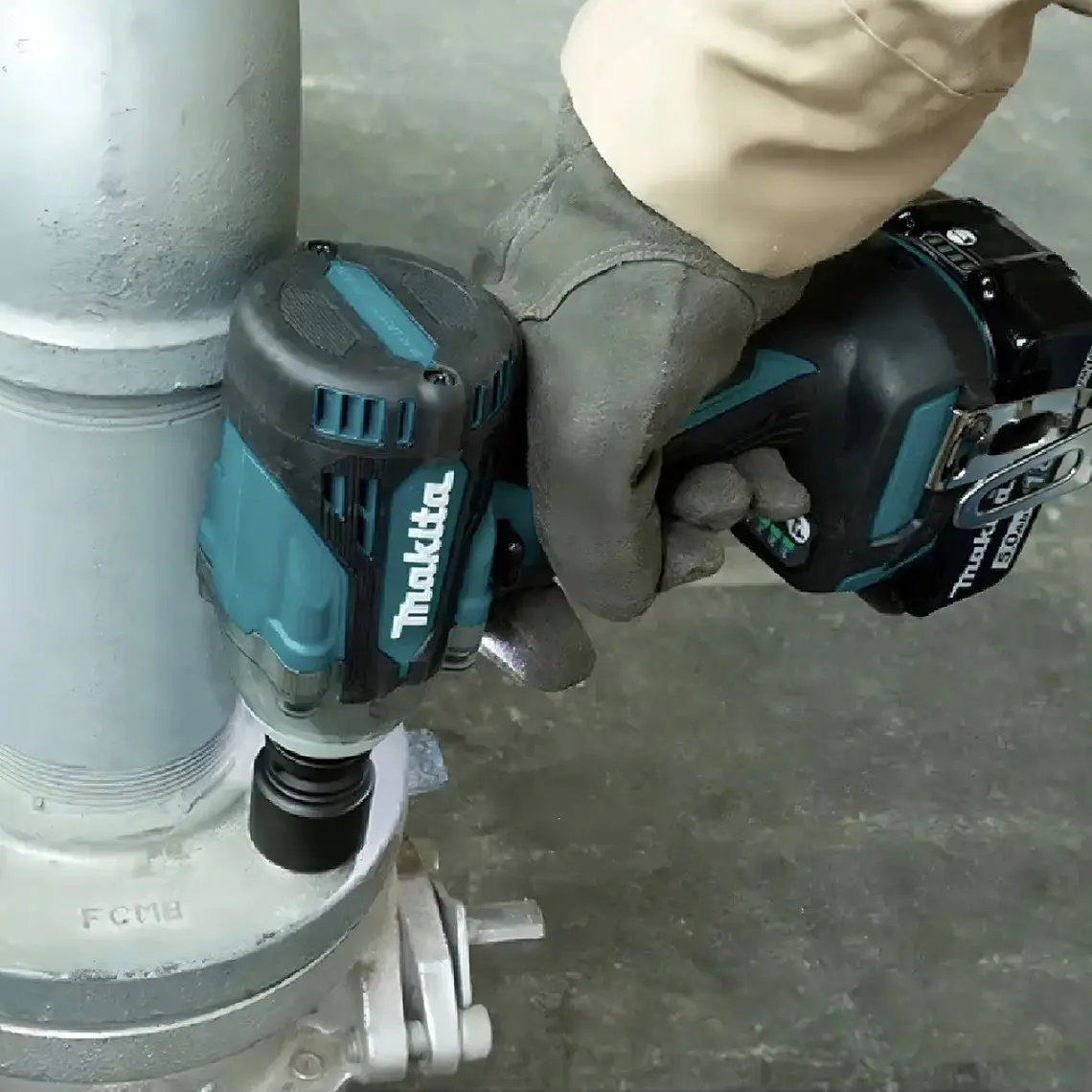 kit Llave De Impacto 18v 1/2''+Car/2Bat3ah Makita DTW300RFE 6