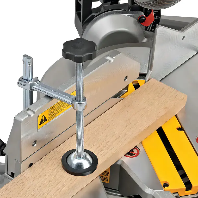 Sierra Ingleteadora Eléctrica 12