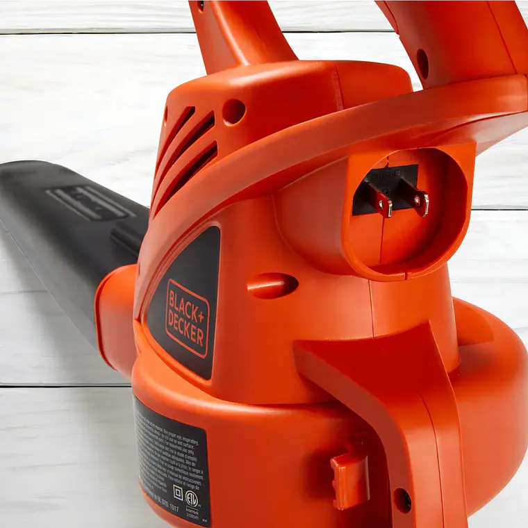 Soplador Eléctrico 840W 290km/h BLACK+DECKER LB700-B2C 2