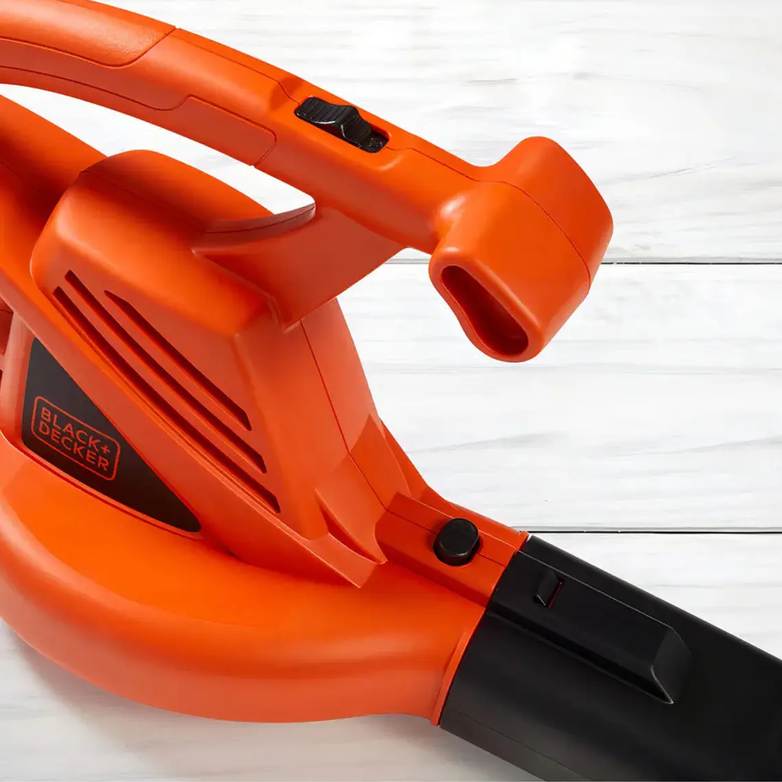 Soplador Eléctrico 840W 290km/h BLACK+DECKER LB700-B2C 3