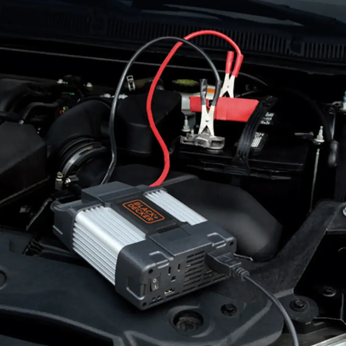 Inversor de Corriente Con Usb 750w Black+decker Pi750la 7