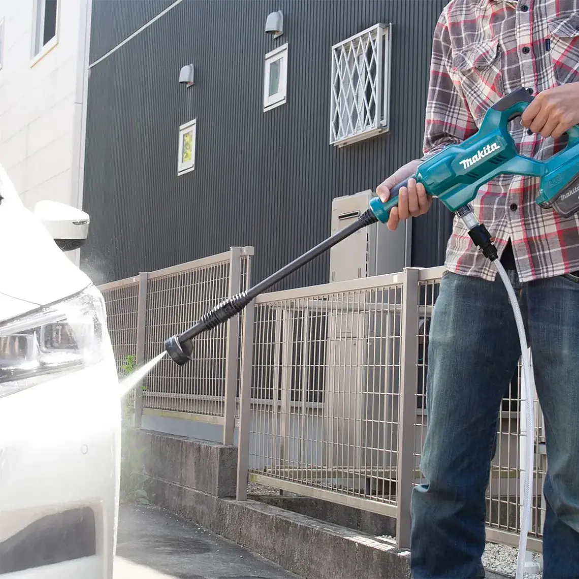 Hidrolavadora Inalámbrica Makita Car/2Bat 3ah DHW180Z01SFE 6