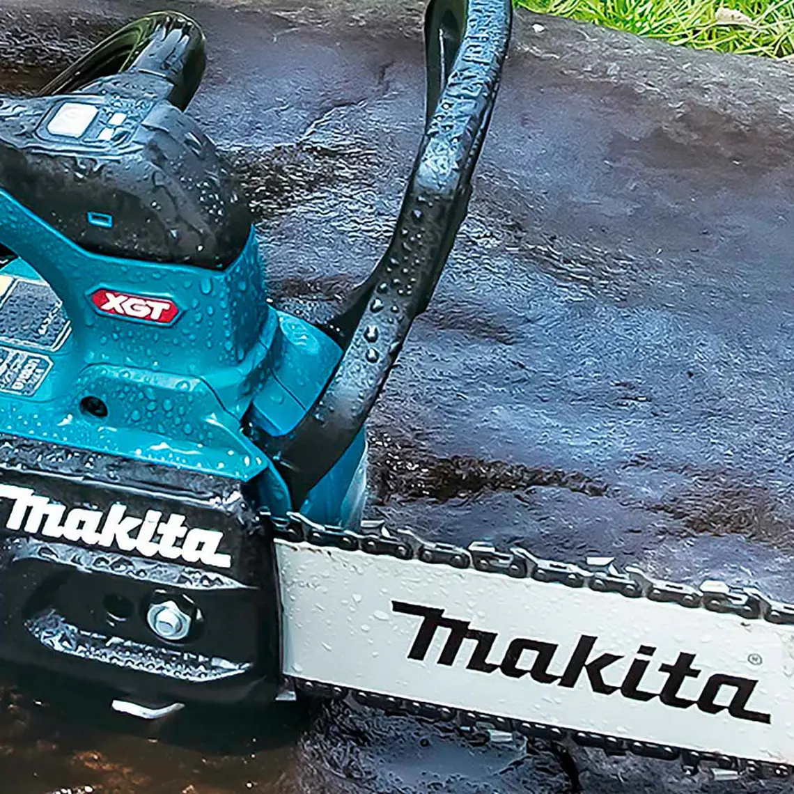 Motosierra Inalámbrica Makita 40V XGT S/bat UC031GZ 2