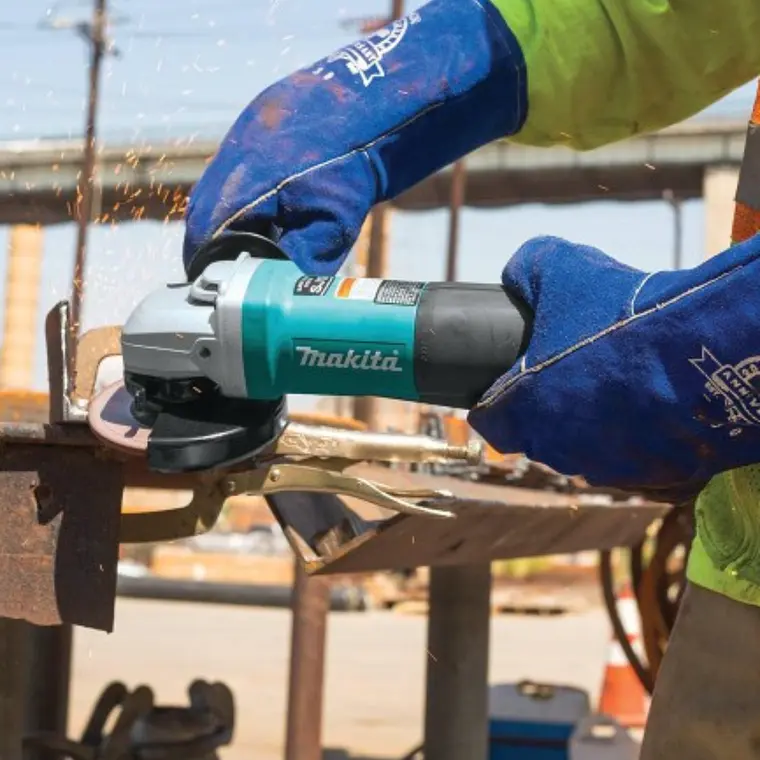Esmeril Angular Eléctrico 1.100W SJS Makita 9564P 9