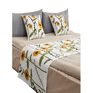 JUEGO DE PIECERA MAS FUNDAS BORDADAS