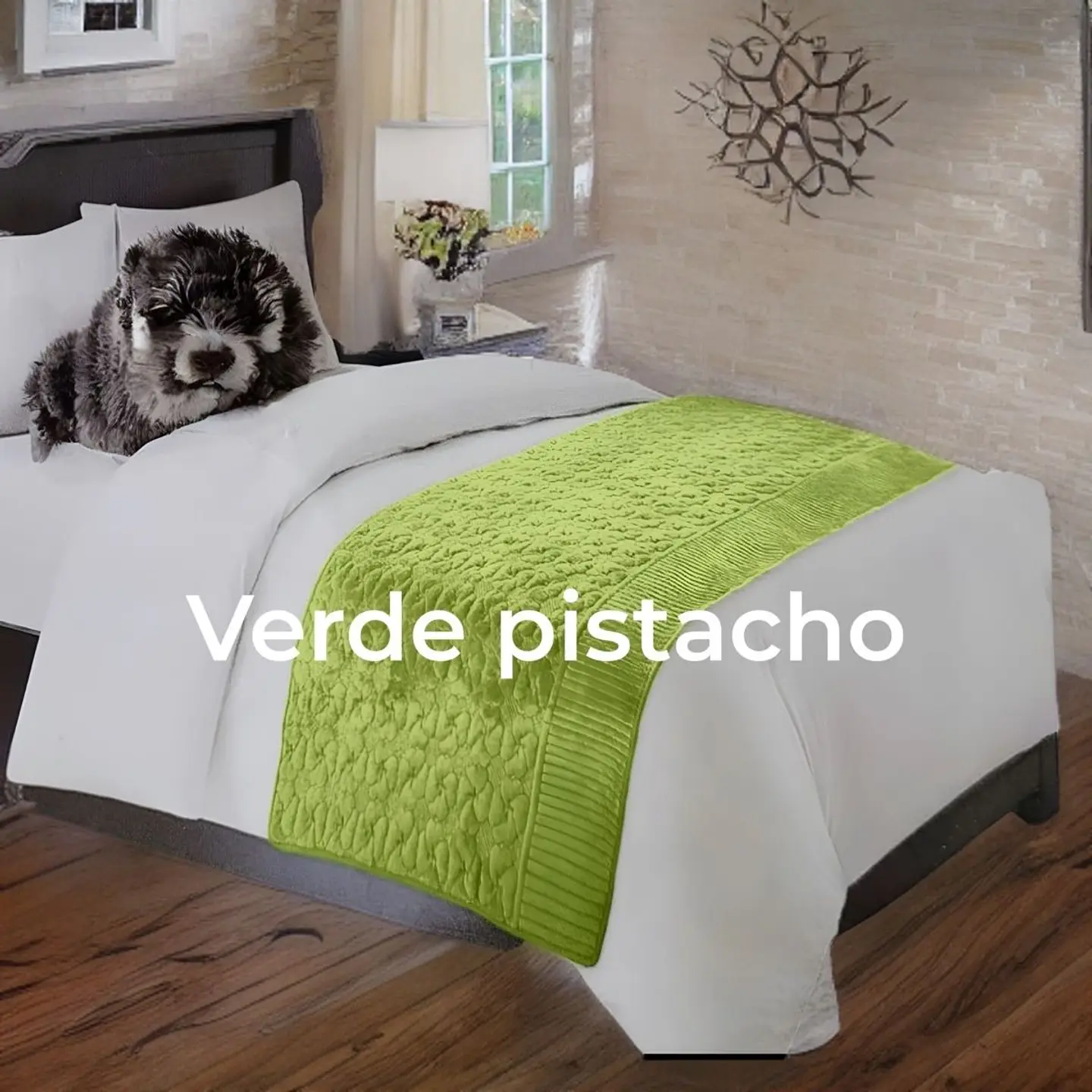 Piecera De Cama Tela Plush Y Genero Reversible 1