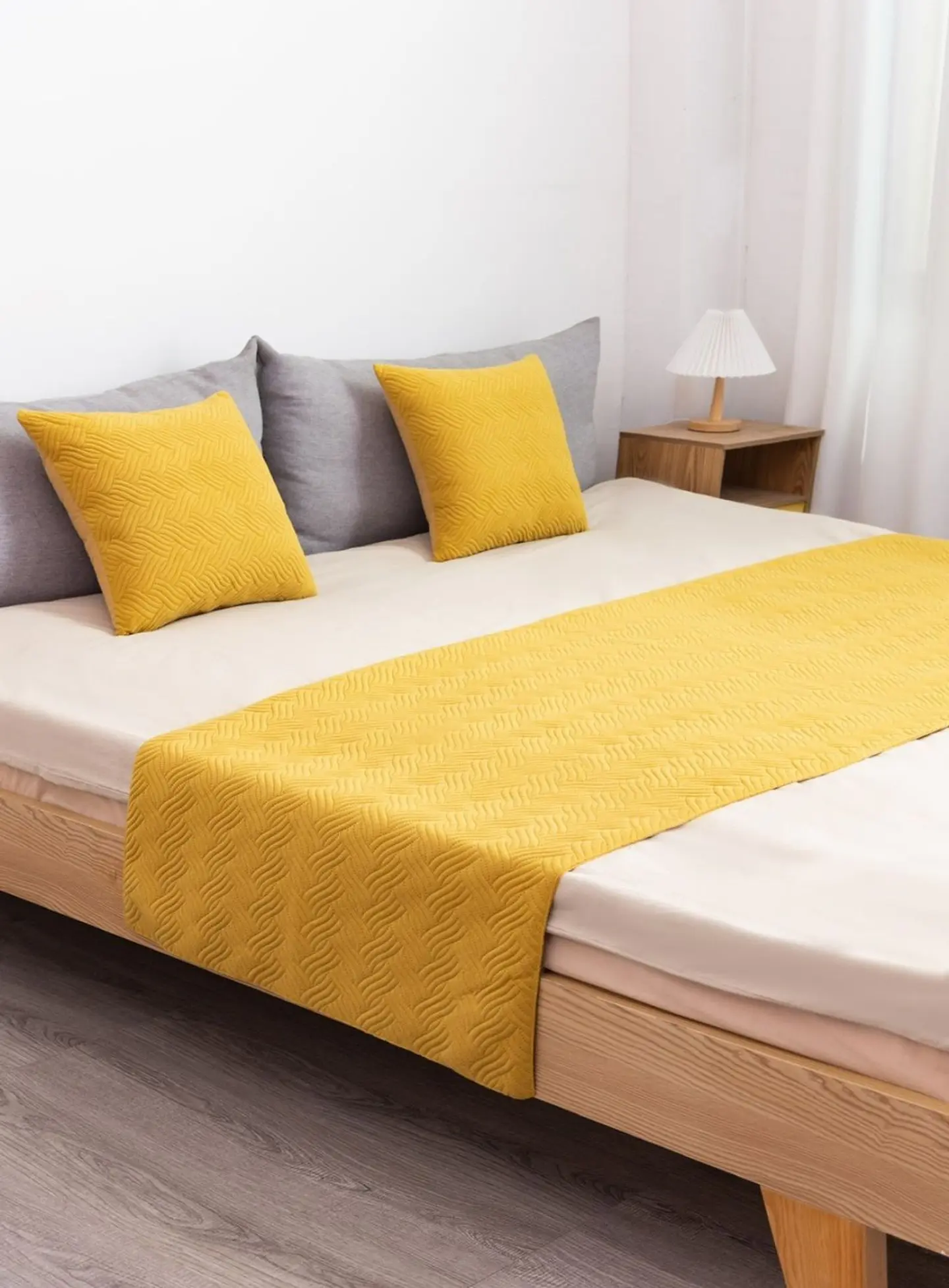 PIECERA ELEGANTE PLUSH SIN FUNDAS 3