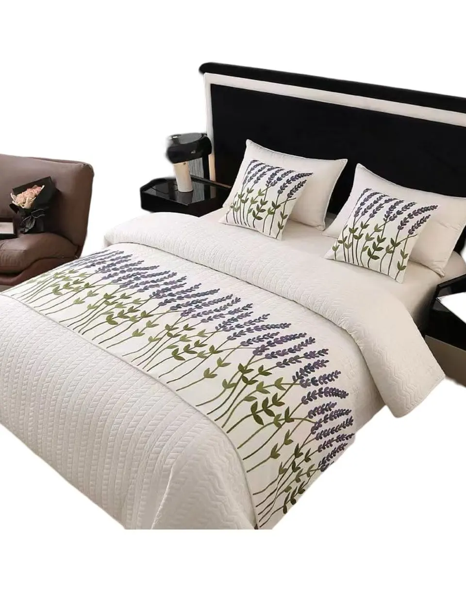 Piecera Bordada para Cama - Sin Fundas de Cojín D3 1