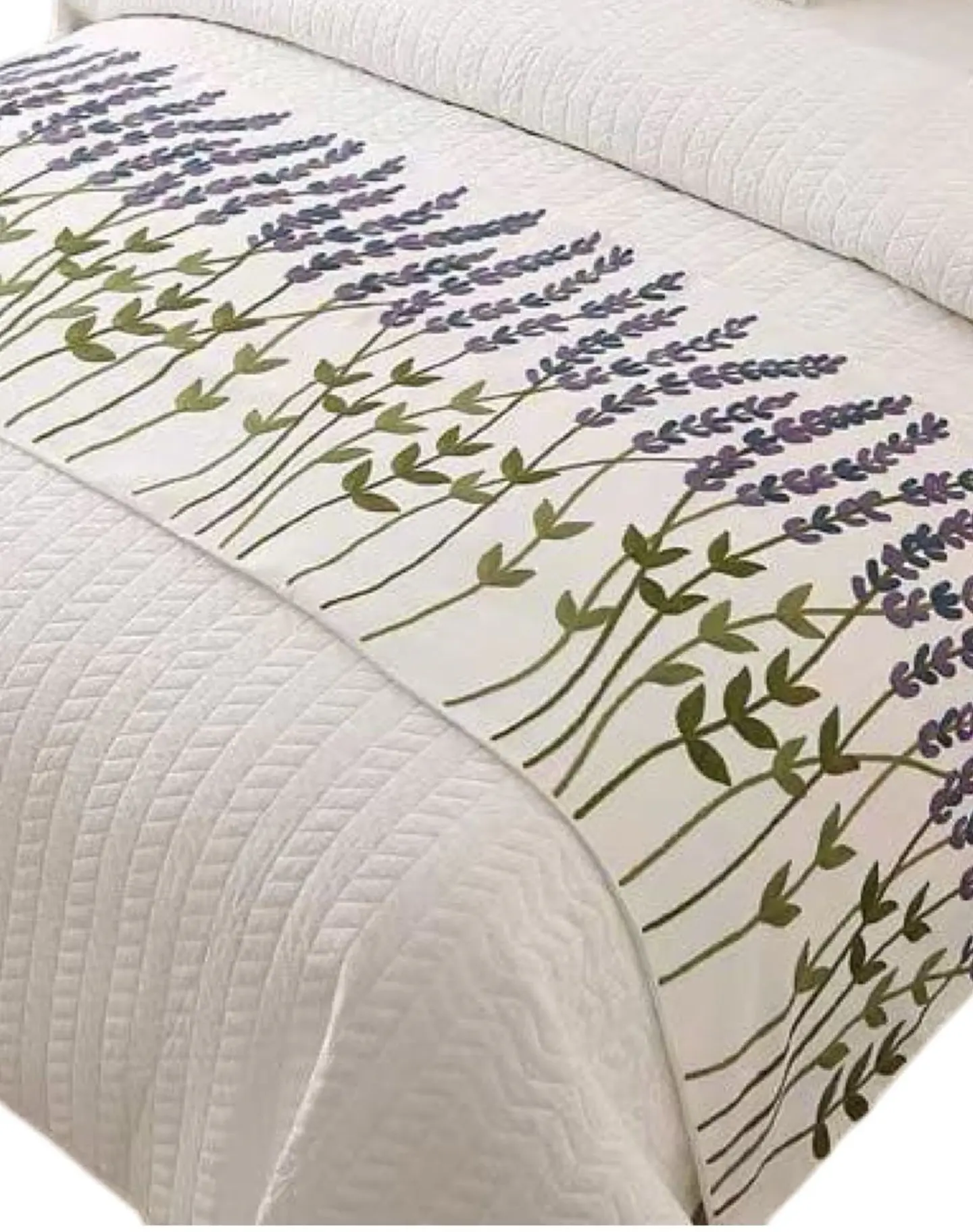 Piecera Bordada para Cama - Sin Fundas de Cojín D3 2