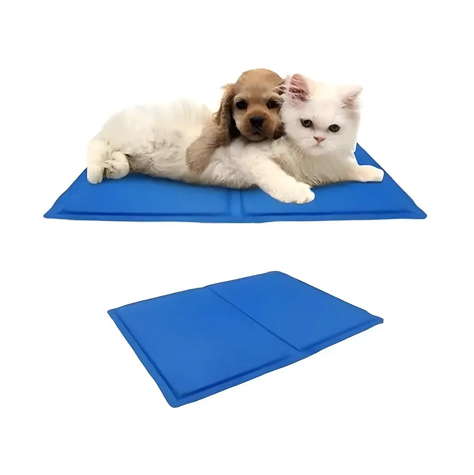 MANTA REFRESCANTE PARA PERROS Y GATOS TALLA MD 50 X 65 CM 2