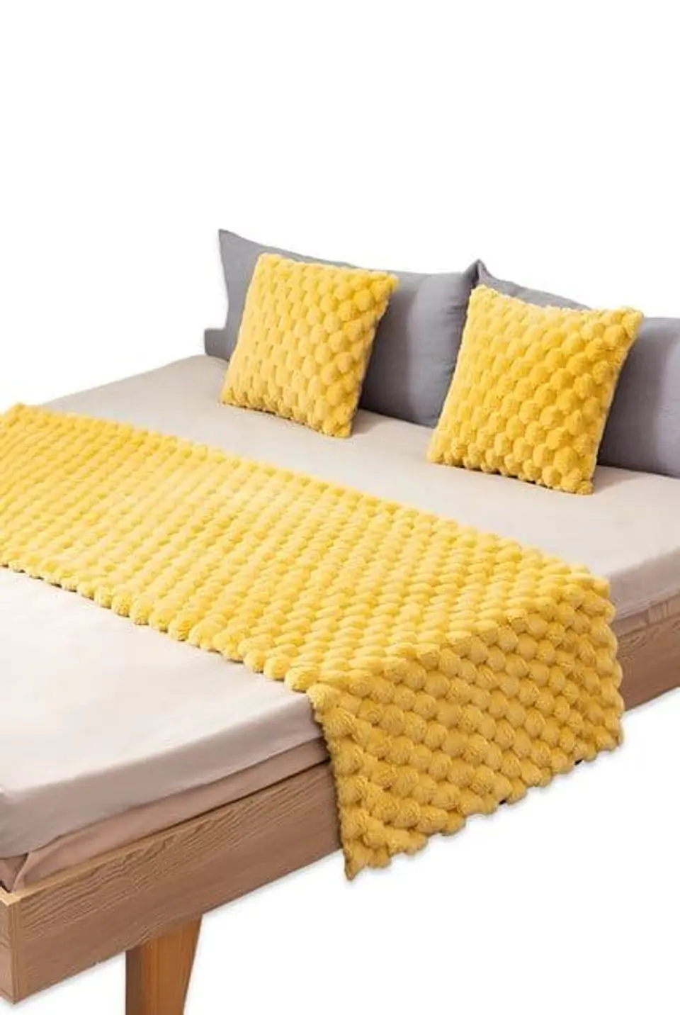 JUEGO DE PIECERA DE CAMA CON 2 FUNDAS MODELO PERLA AMARILLO 2