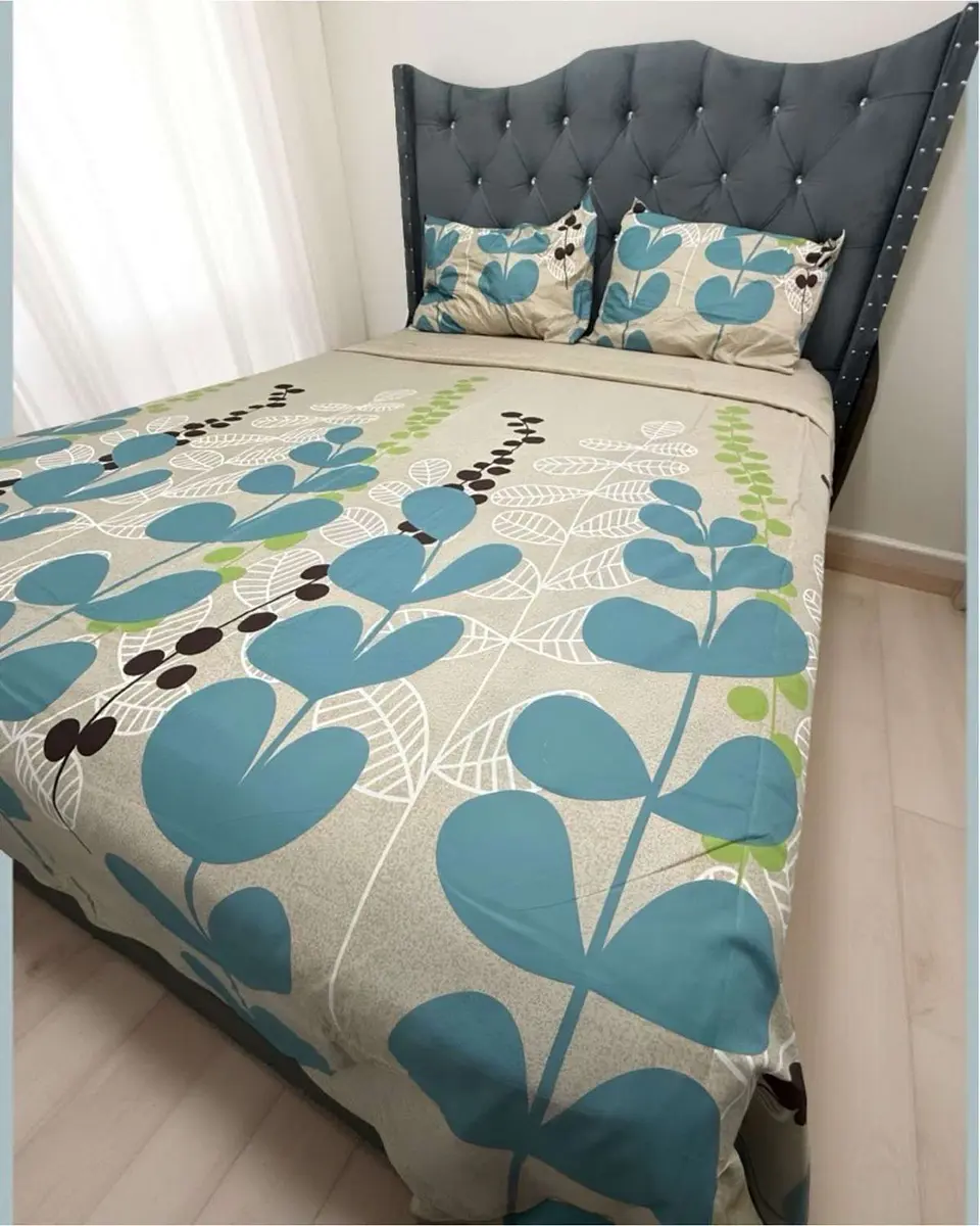 SABANA DE GÉNERO KING BEIGE CON HOJAS 4