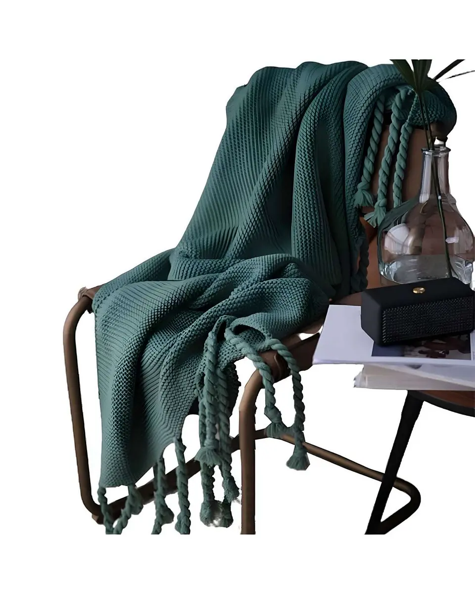 MANTA CHENILLE CON FLECOS DE SOGA DECORATIVA PARA CAMA O SOFA 1