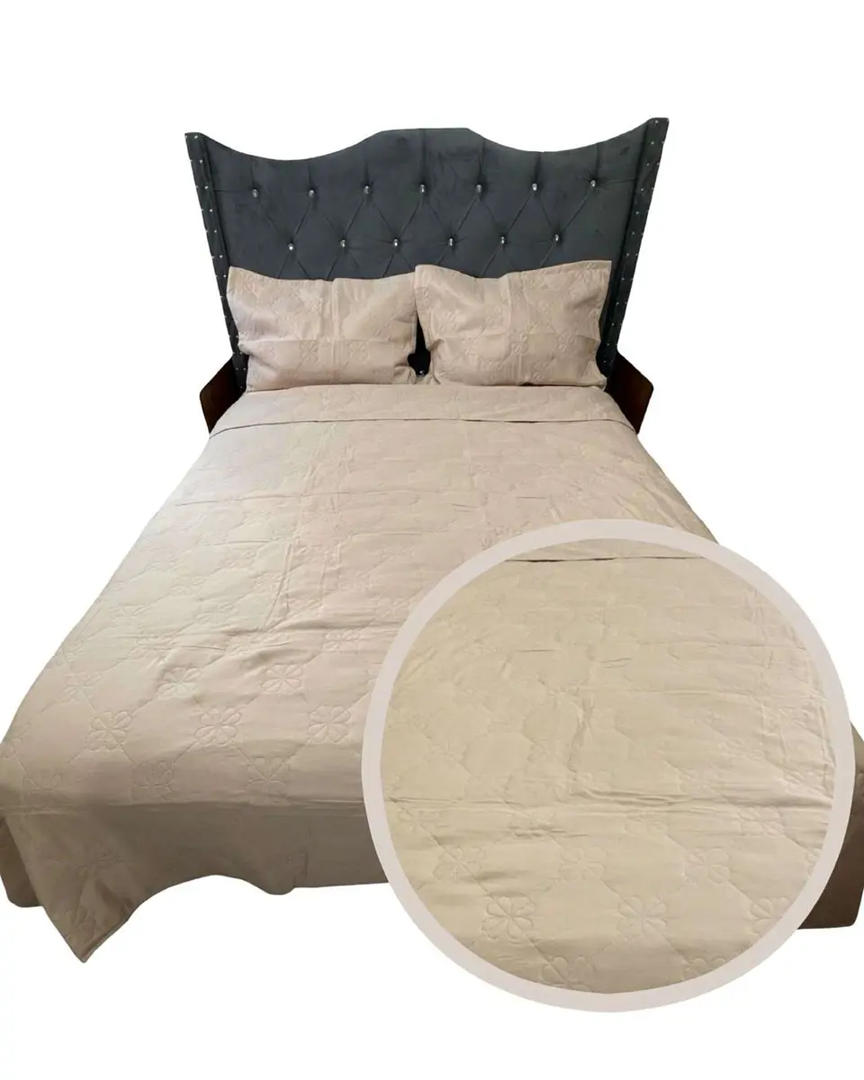 CUBRECAMA QUILT DE LUJO VERANO DELGADO KING BEIGE 1