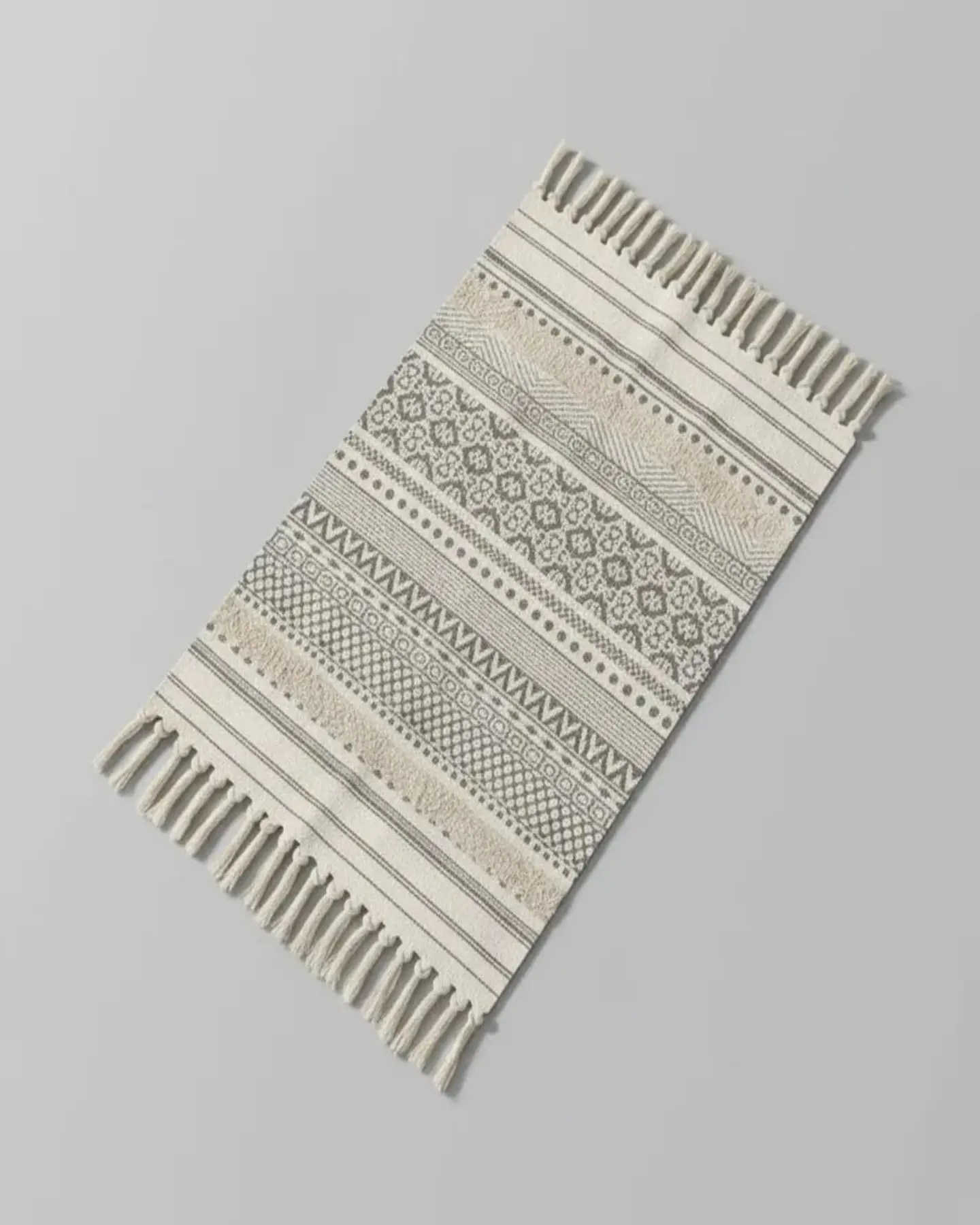 Alfombra de Lino Bajada de Cama estilo Boho medida 60 cm x 90 cm 5