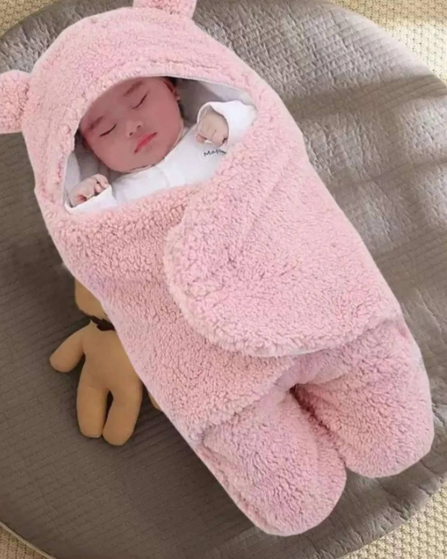 SACO DE BEBÉ OSITO TALLA 6 MESES ROSADO 4