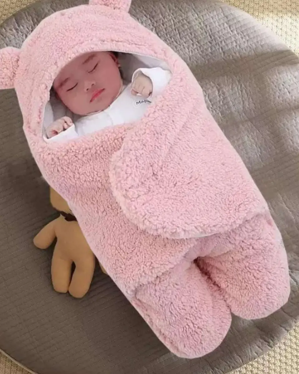 SACO DE BEBÉ OSITO TALLA 6 MESES ROSADO 4