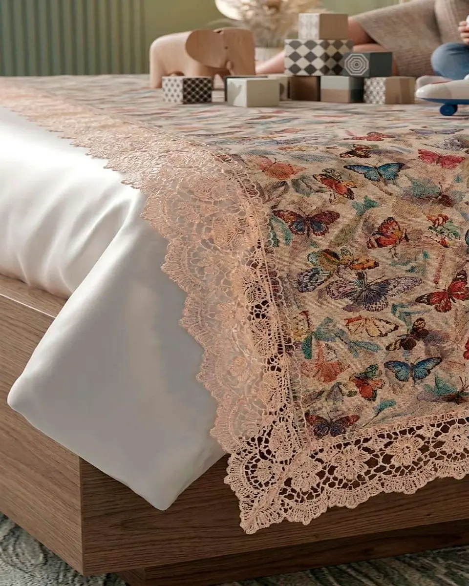 Piecera de Cama Estilo Bohemio con Encaje - Multiuso 80x200 cm 4