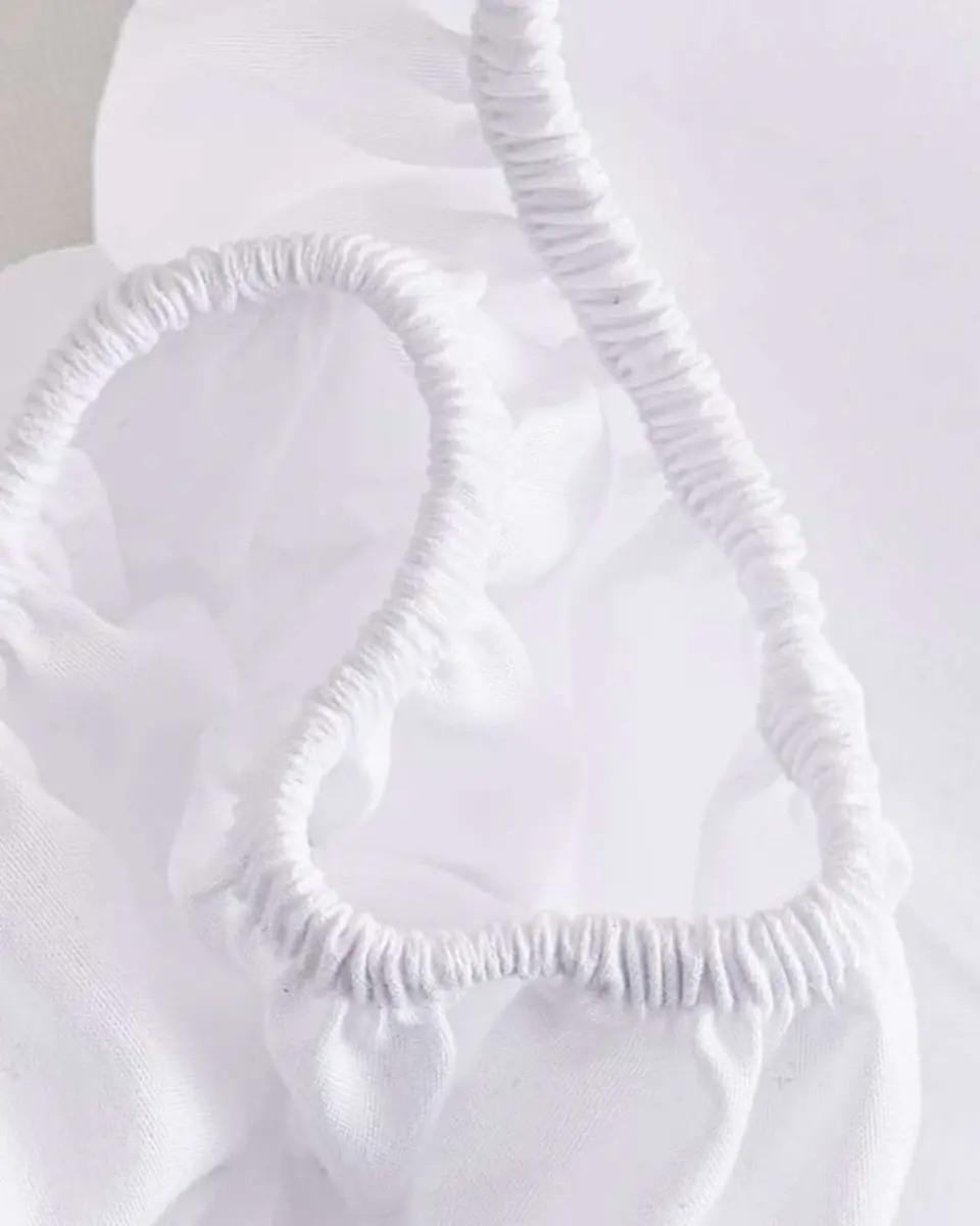 Protector de colchon Impermeable king color blanco 4
