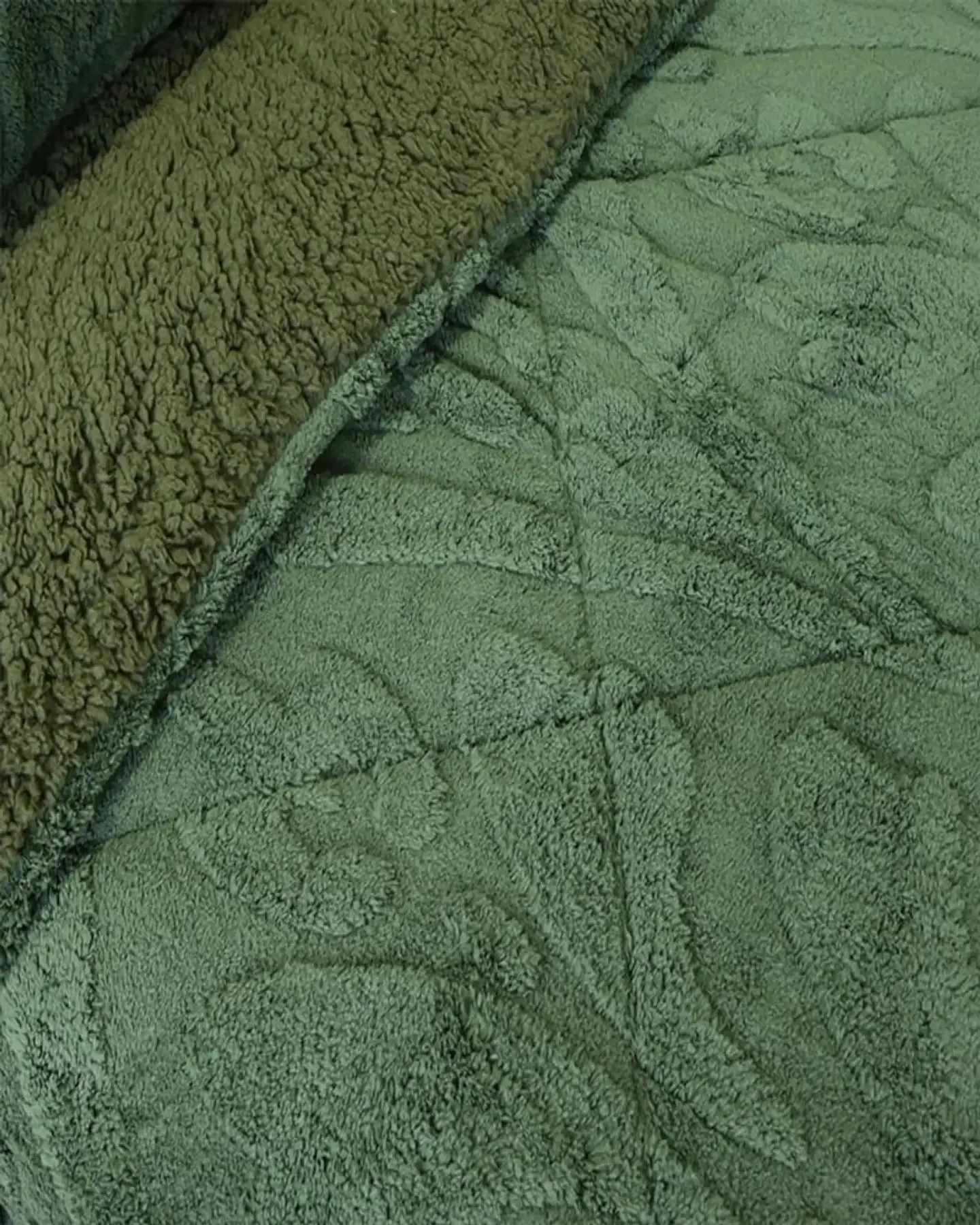 Cubrecama Sherpa Jacquard Deluxe 2 Plazas Diseño Relieve 5