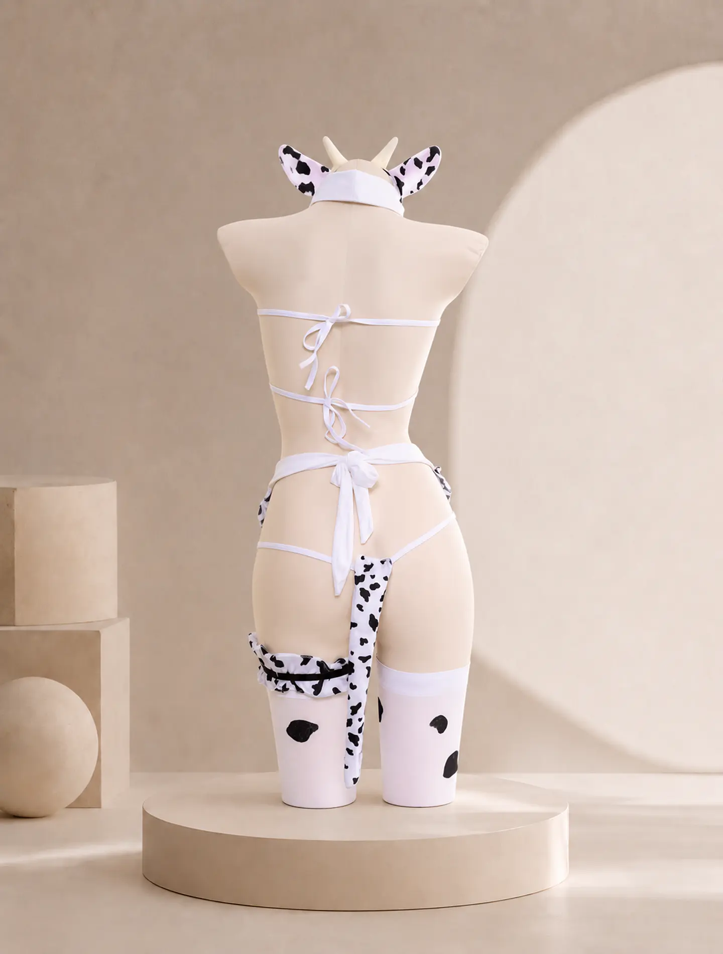 Traje de vaquita - Talla única  2