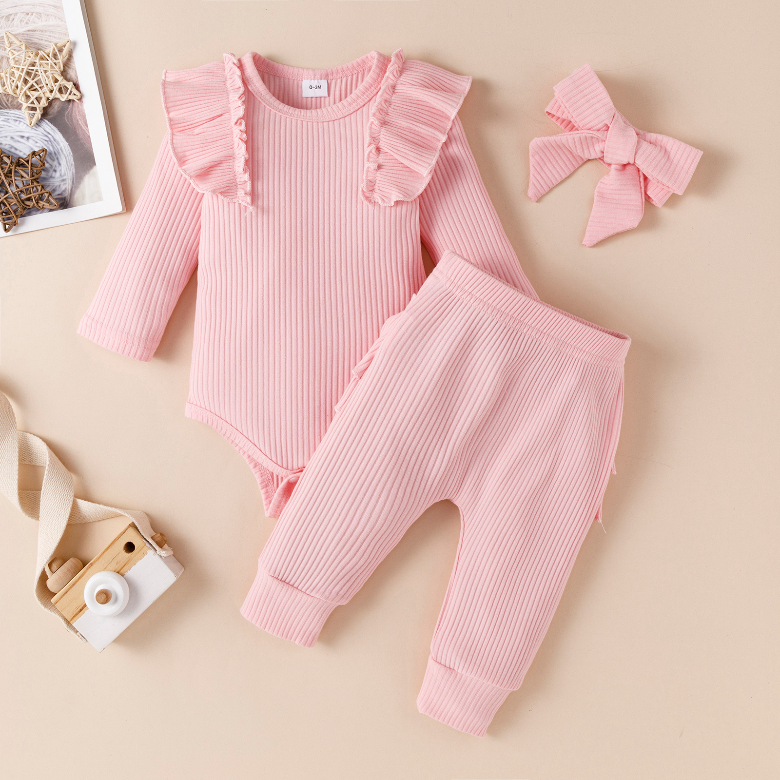 Dulzura mía | Conjunto pilucho, pantalones y cintillo 1