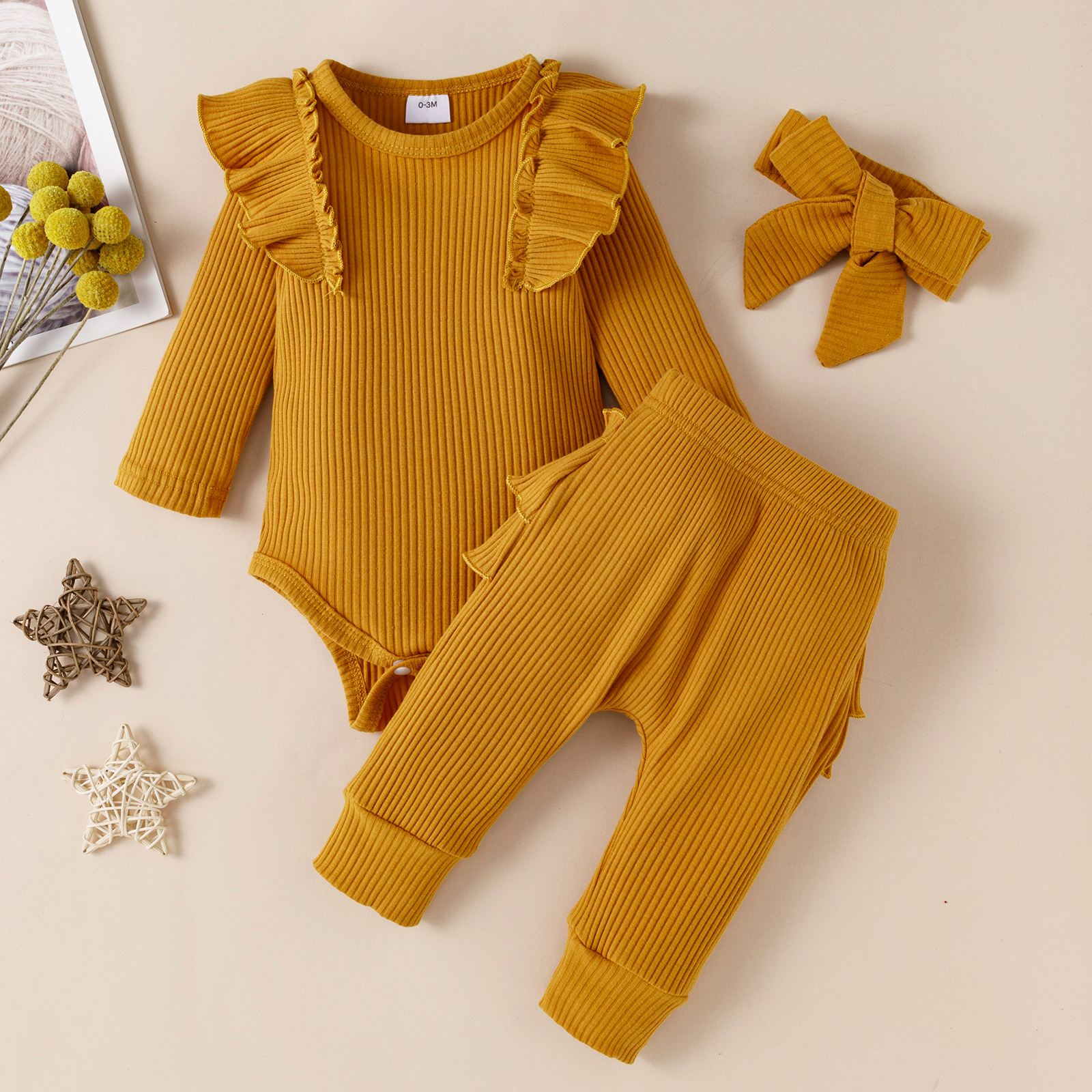 Conjunto bebe niña amarillo pantalon body y cintillo 1