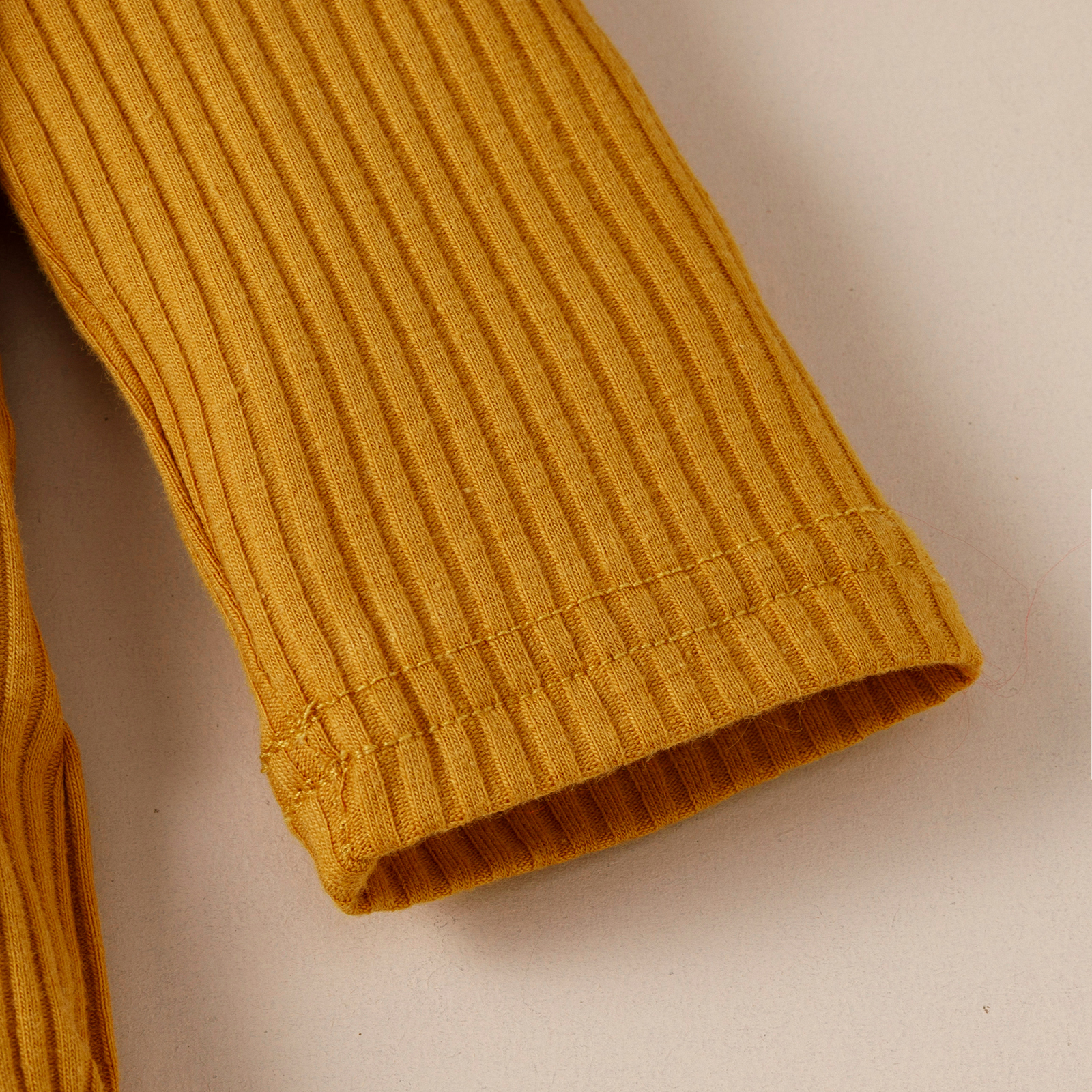 Conjunto bebe niña amarillo pantalon body y cintillo 6