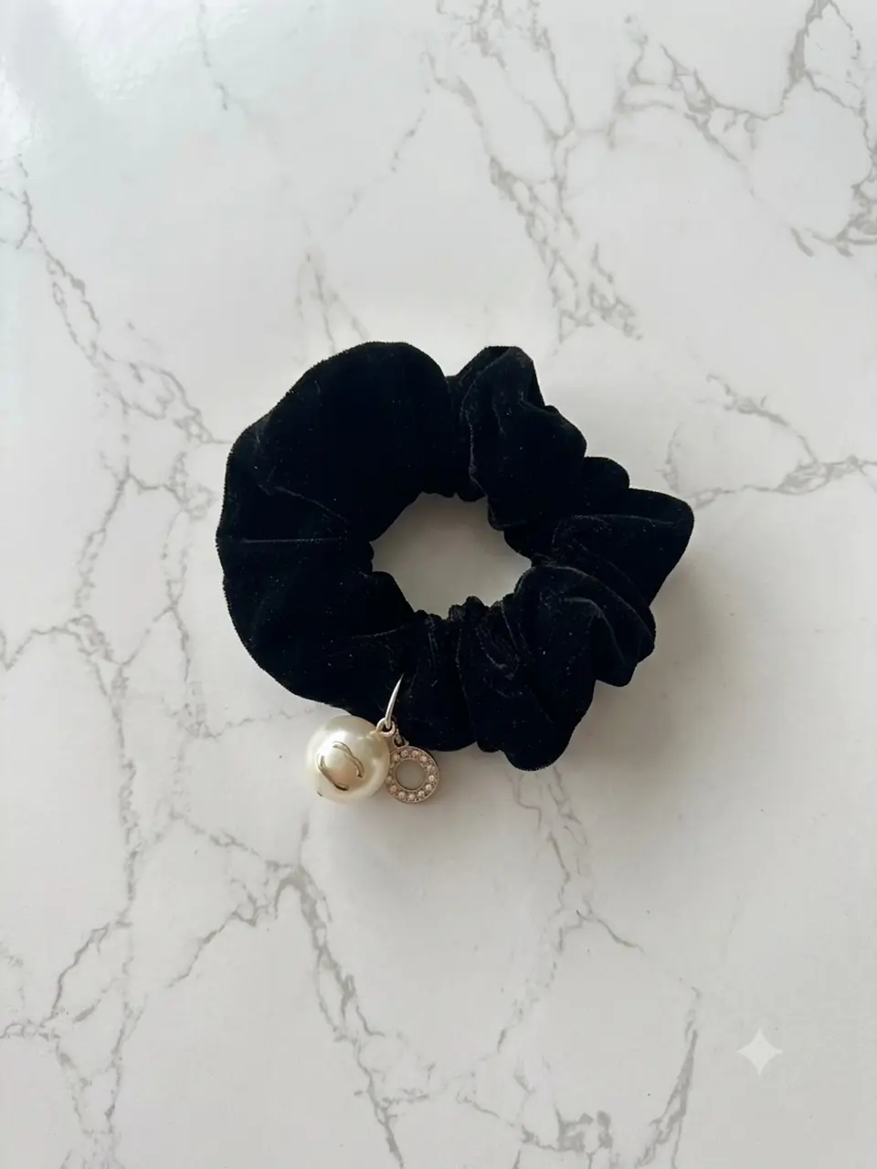 Perla Scrunchie 2