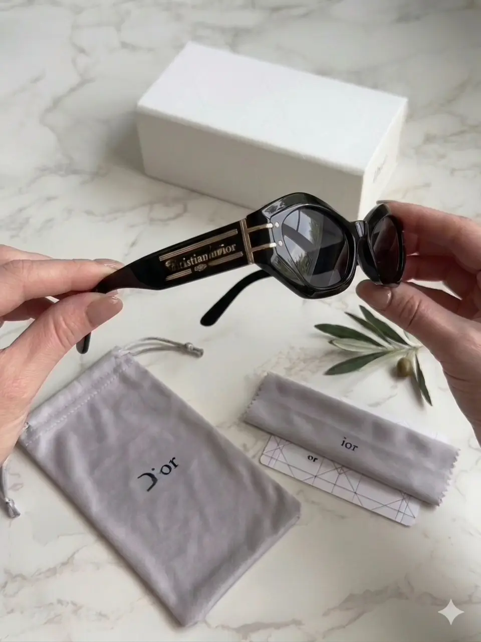 Doris Modern Sunglasses 3