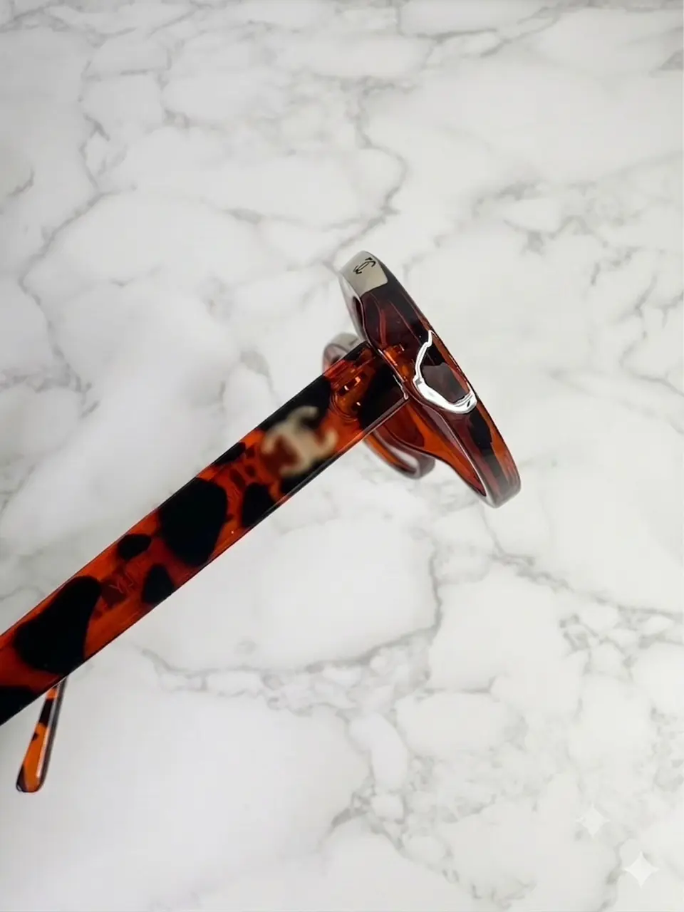 Camelia Trendy Sunglasses 4