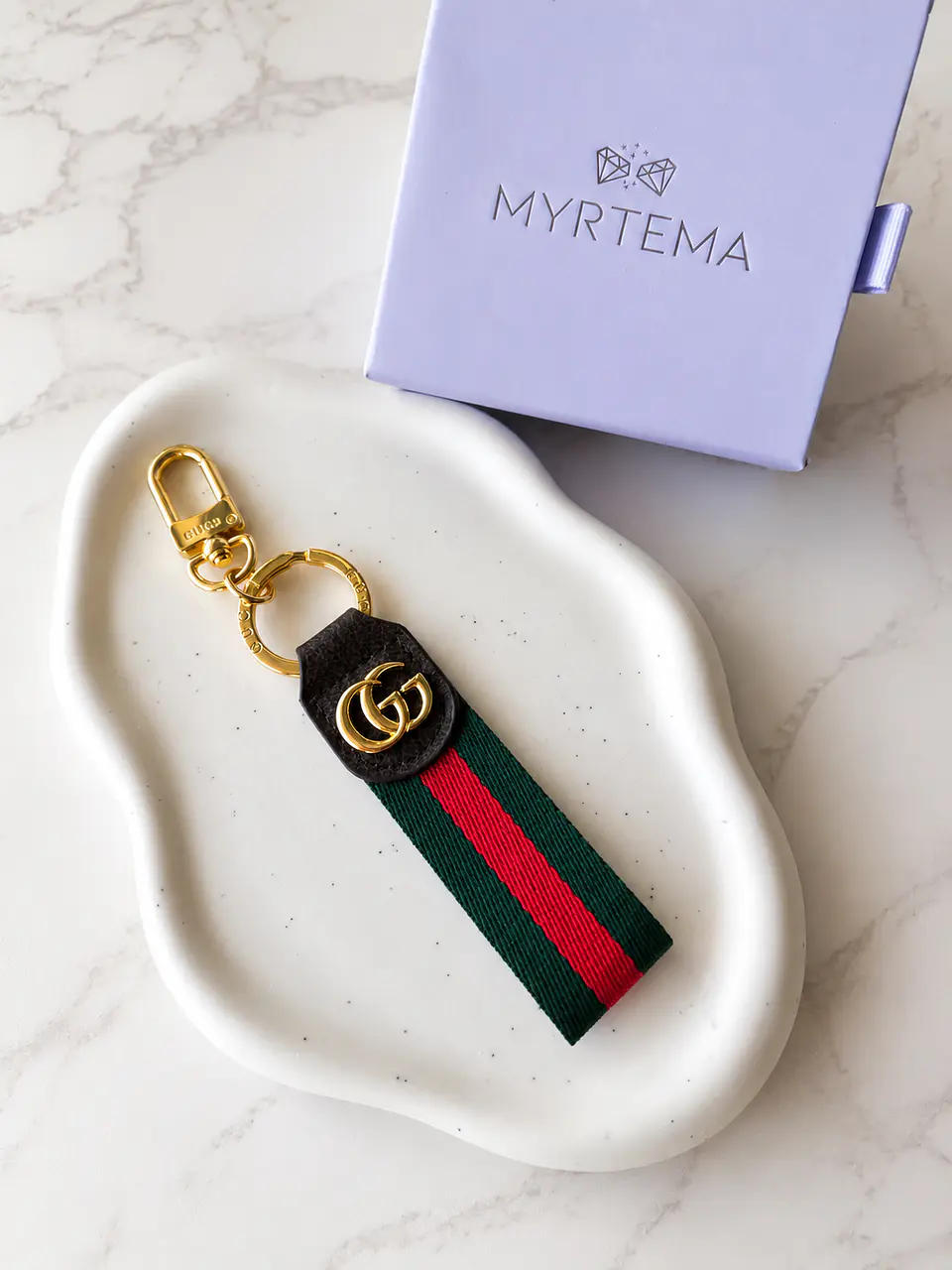 Gia Red Green Key Chain 1