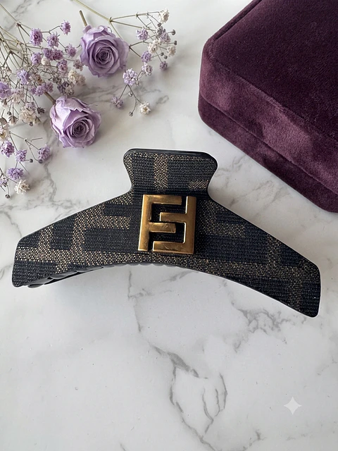 Fenia Fabric Κλαμερ