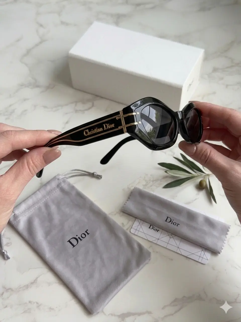 Doris Modern Sunglasses 2