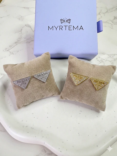 Petra Sparkly Triangle Σκουλαρίκια