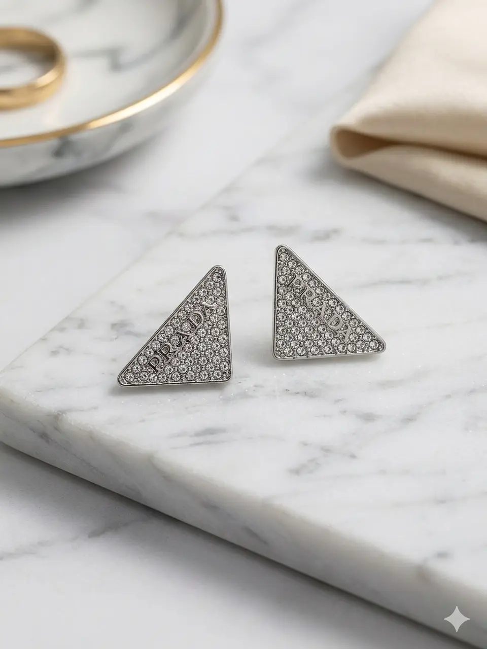 Petra Sparkly Triangle Σκουλαρίκια 4