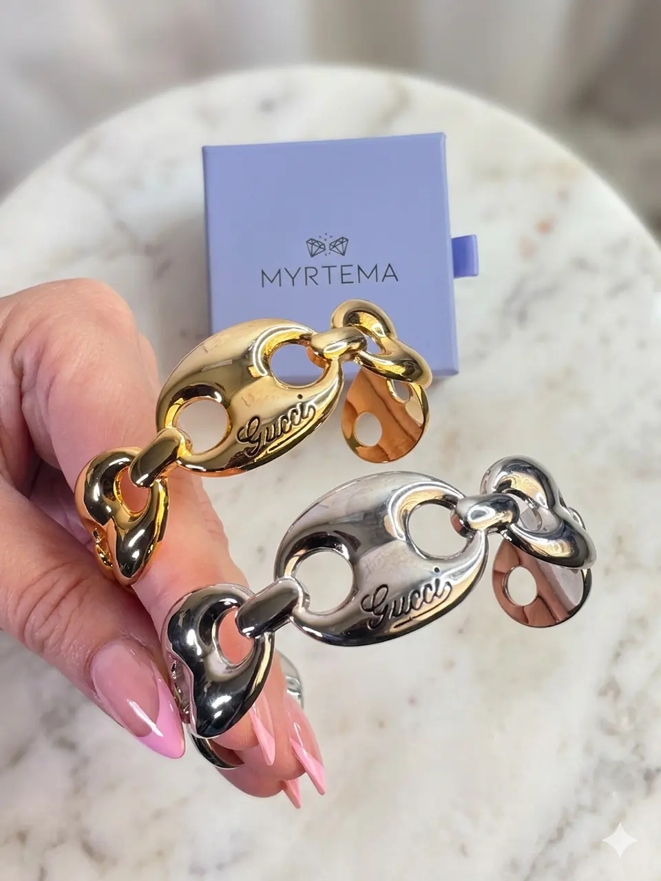 Gia Χειροπέδα 1