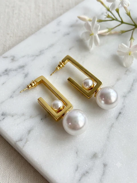 Doris Geometric Pearl Σκουλαρίκια